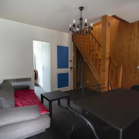 2 Pièces De 48 M2 *