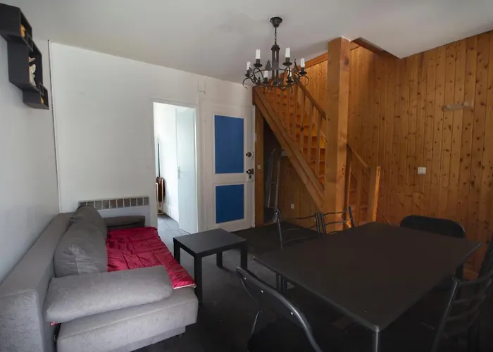 2 Pièces De 48 M2 *