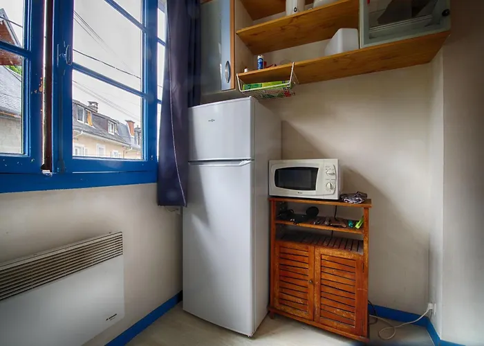 Appartement 2 Pièces De 48 M2 *